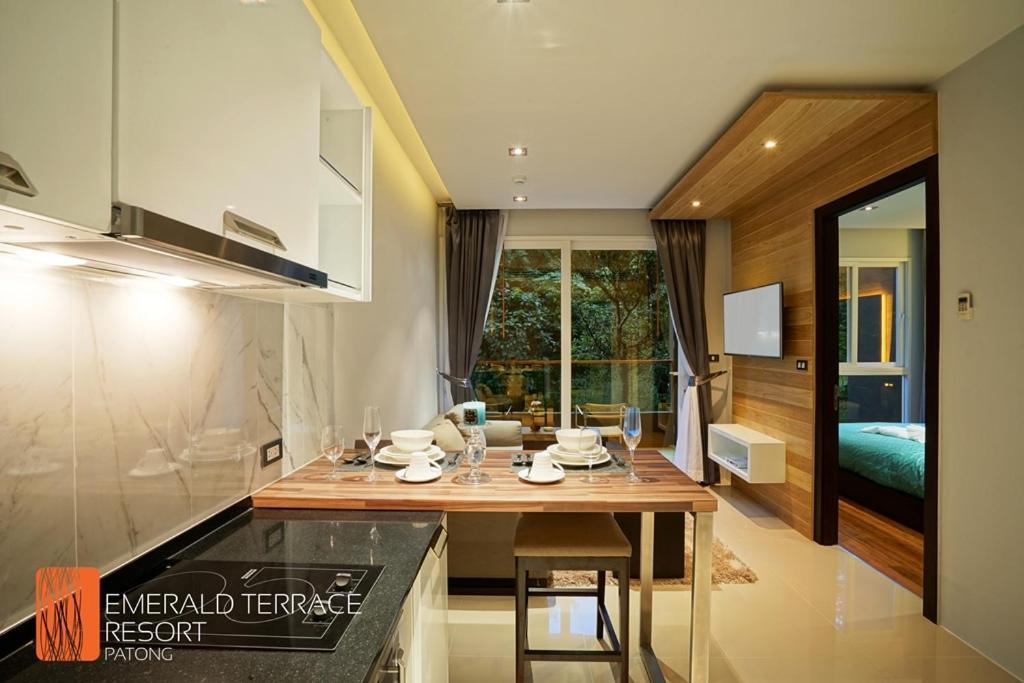Lejlighedshotel Emerald Terrace Phuket 4*